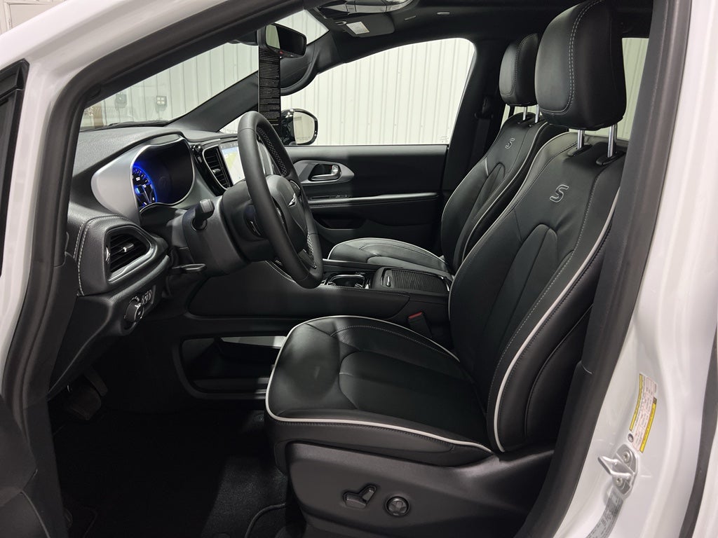 2026 Chrysler Pacifica PACIFICA LIMITED