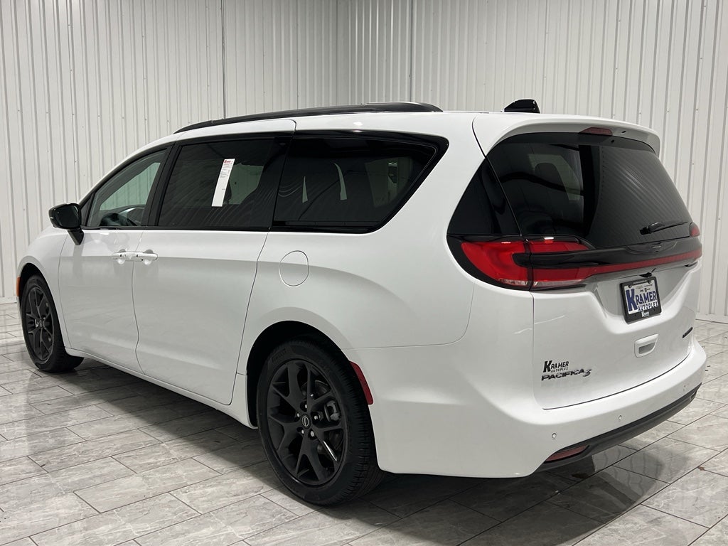 2026 Chrysler Pacifica PACIFICA LIMITED