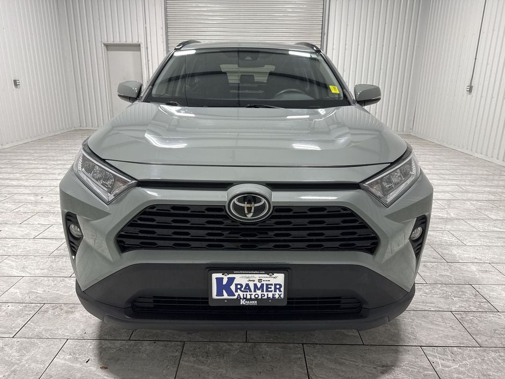 2020 Toyota RAV4 XLE