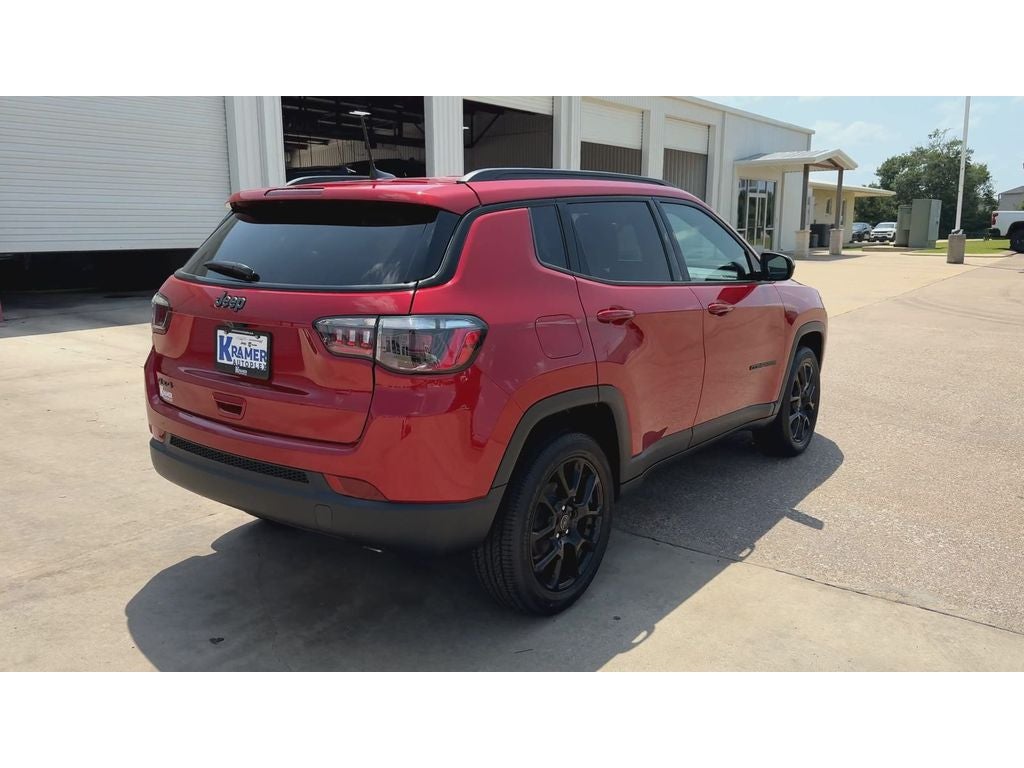 2026 Jeep Compass Latitude Altitude