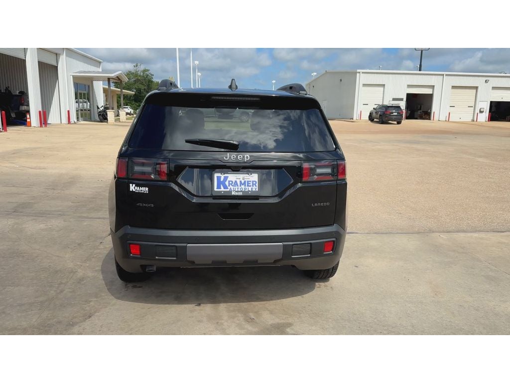 2026 Jeep Cherokee CHEROKEE LAREDO 4X4