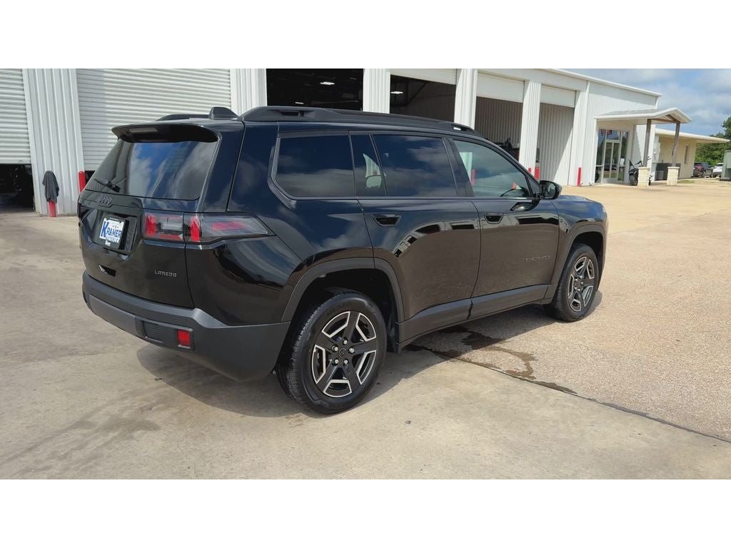 2026 Jeep Cherokee CHEROKEE LAREDO 4X4
