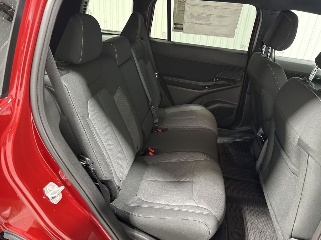 2026 Jeep Cherokee CHEROKEE LAREDO 4X4