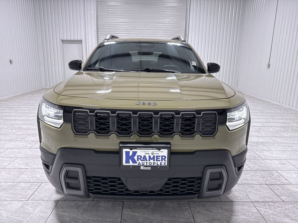 2026 Jeep Cherokee Laredo