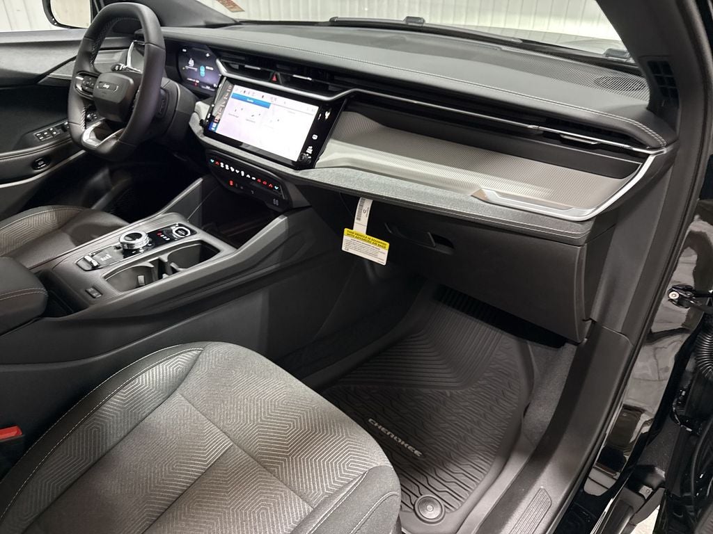 2026 Jeep Cherokee CHEROKEE LAREDO 4X4