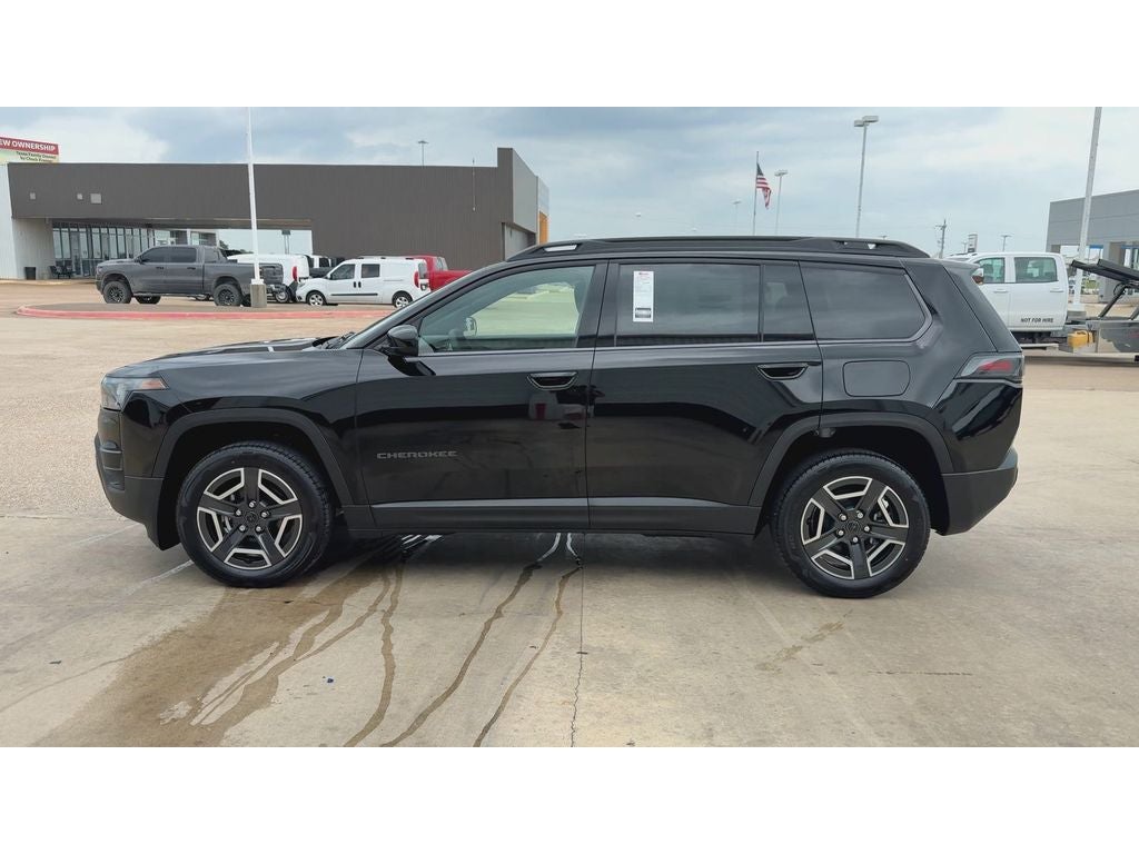 2026 Jeep Cherokee Laredo