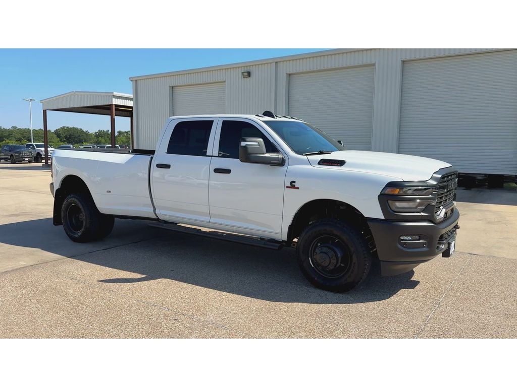 2026 RAM Ram 3500 RAM 3500 TRADESMAN CREW CAB 4X4 8' BOX