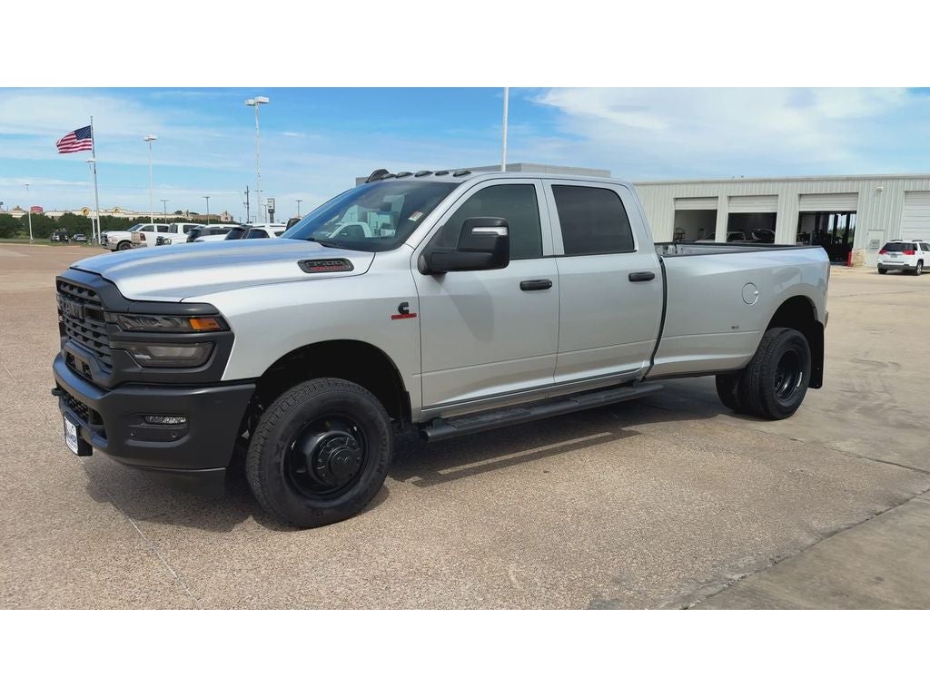 2026 RAM Ram 3500 RAM 3500 TRADESMAN CREW CAB 4X4 8' BOX