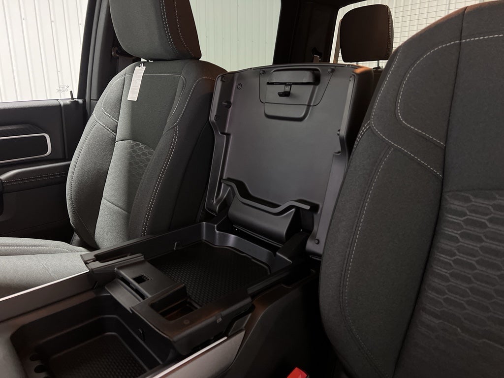 2026 RAM Ram 3500 RAM 3500 BIG HORN CREW CAB 4X4 8' BOX