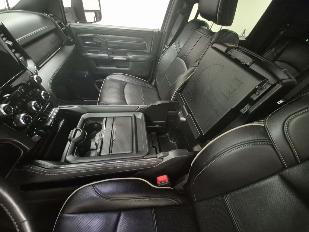 2023 RAM 3500 Limited Mega Cab 4x4 6'4' Box