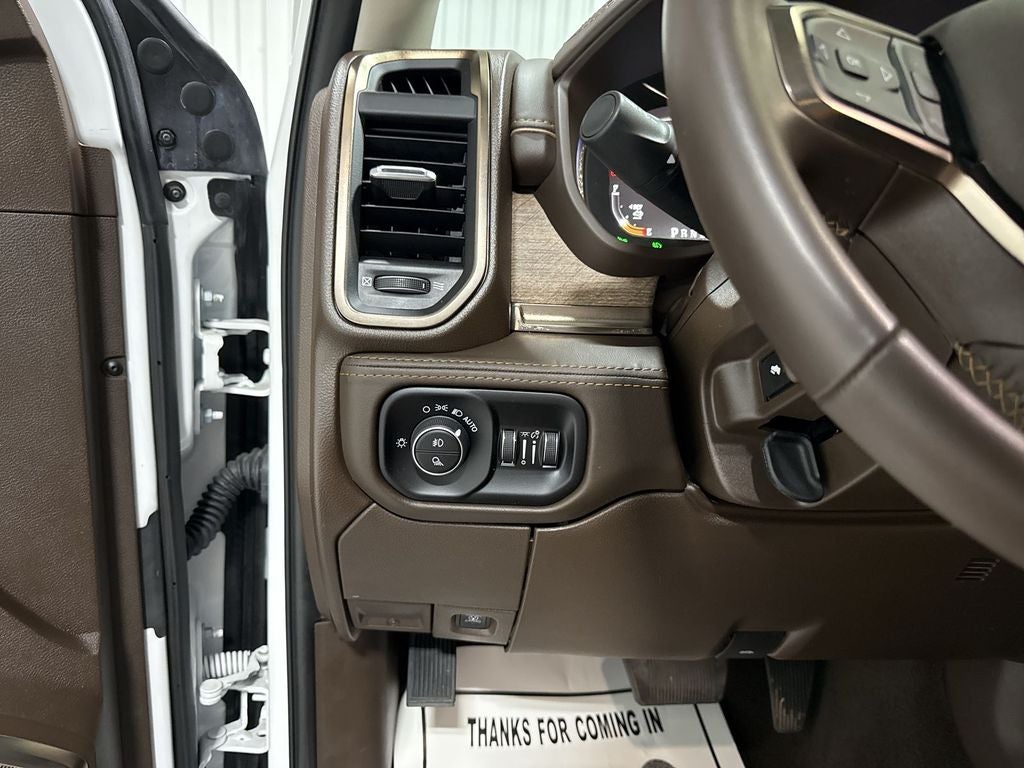 2025 RAM 3500 LimitedLimited Longhorn Mega Cab 4x4 6'4' Box