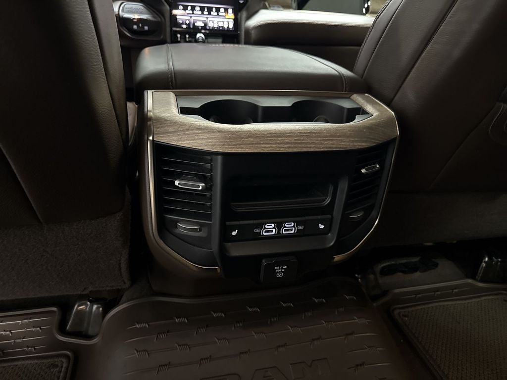 2025 RAM 3500 LimitedLimited Longhorn Mega Cab 4x4 6'4' Box