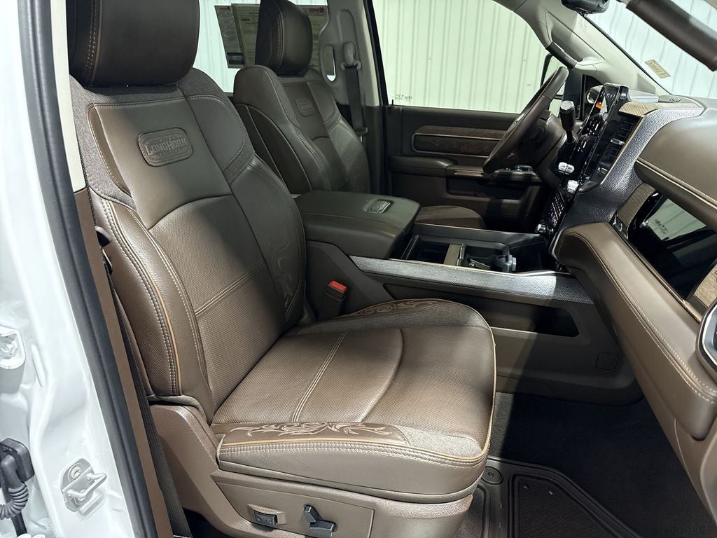 2025 RAM 3500 LimitedLimited Longhorn Mega Cab 4x4 6'4' Box