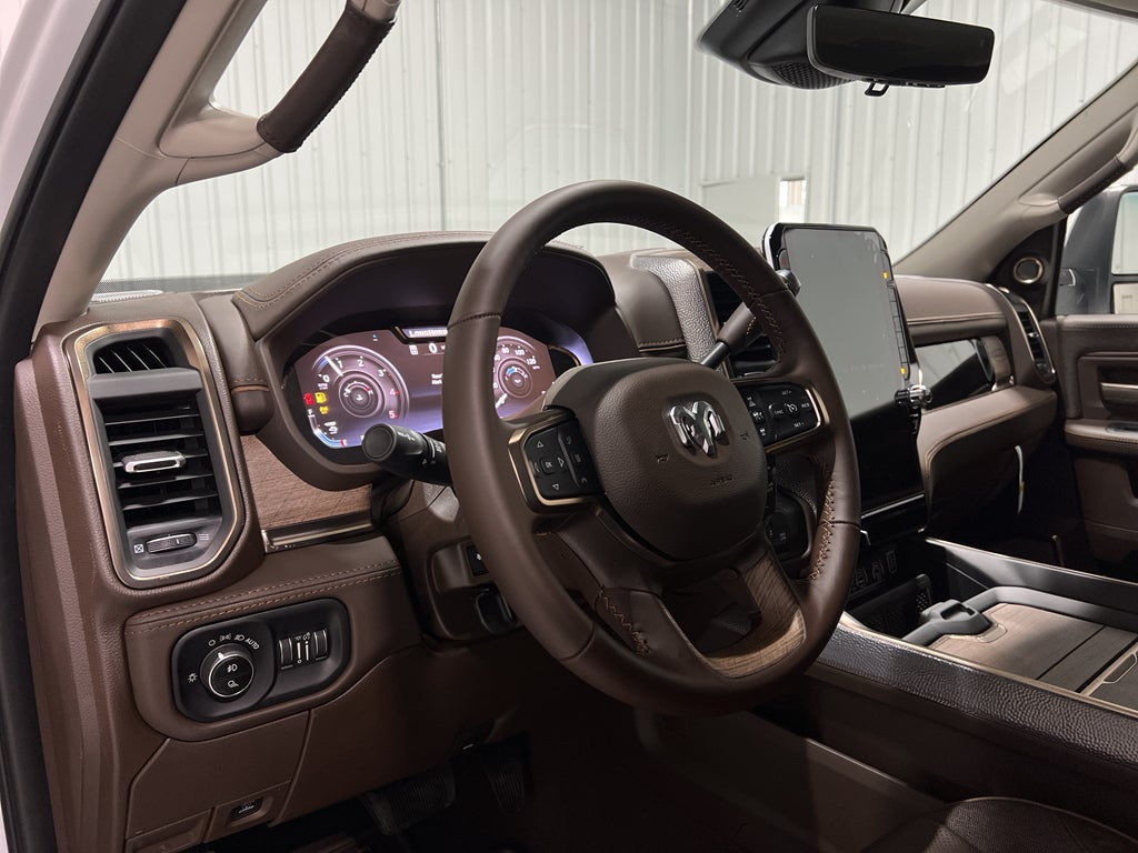 2026 RAM Ram 3500 RAM 3500 LIMITED LONGHORN CREW CAB 4X4 8' BOX