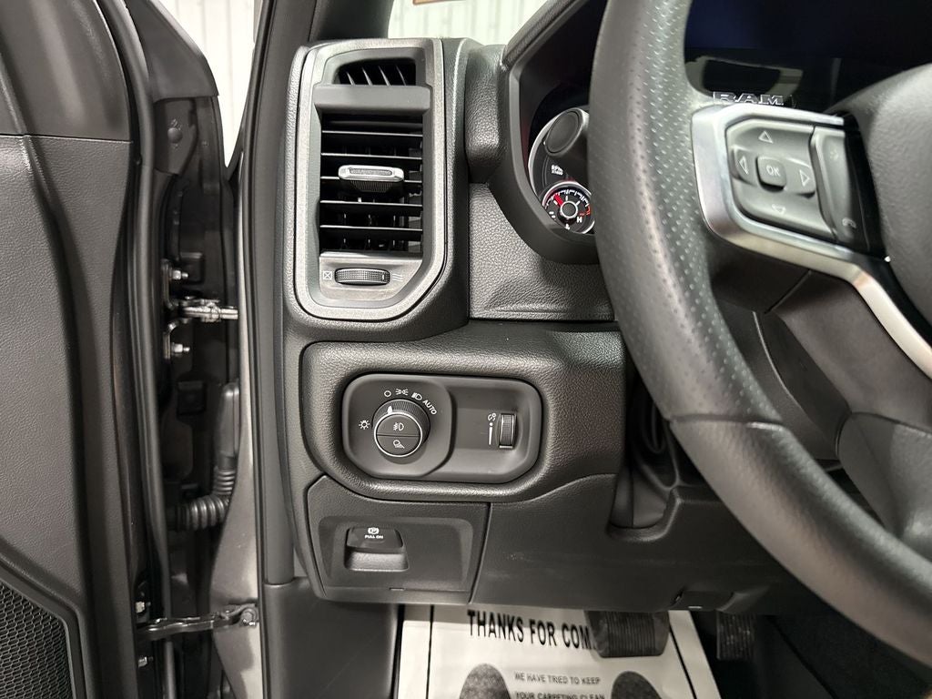 2026 RAM Ram 1500 RAM 1500 WARLOCK CREW CAB 4X4 5'7' BOX