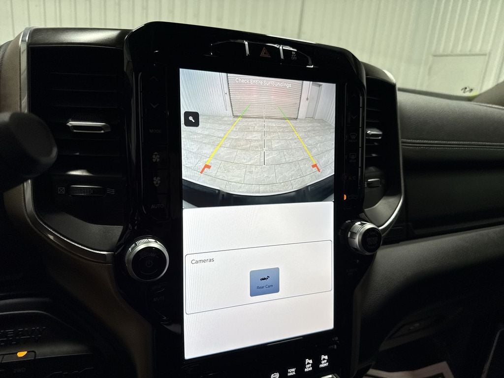 2024 RAM 2500 Laramie Crew Cab 4x4 6'4' Box