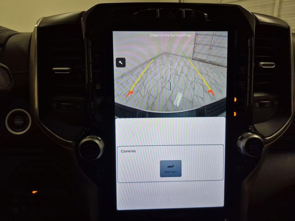 2024 RAM 2500 Laramie Crew Cab 4x4 6'4' Box