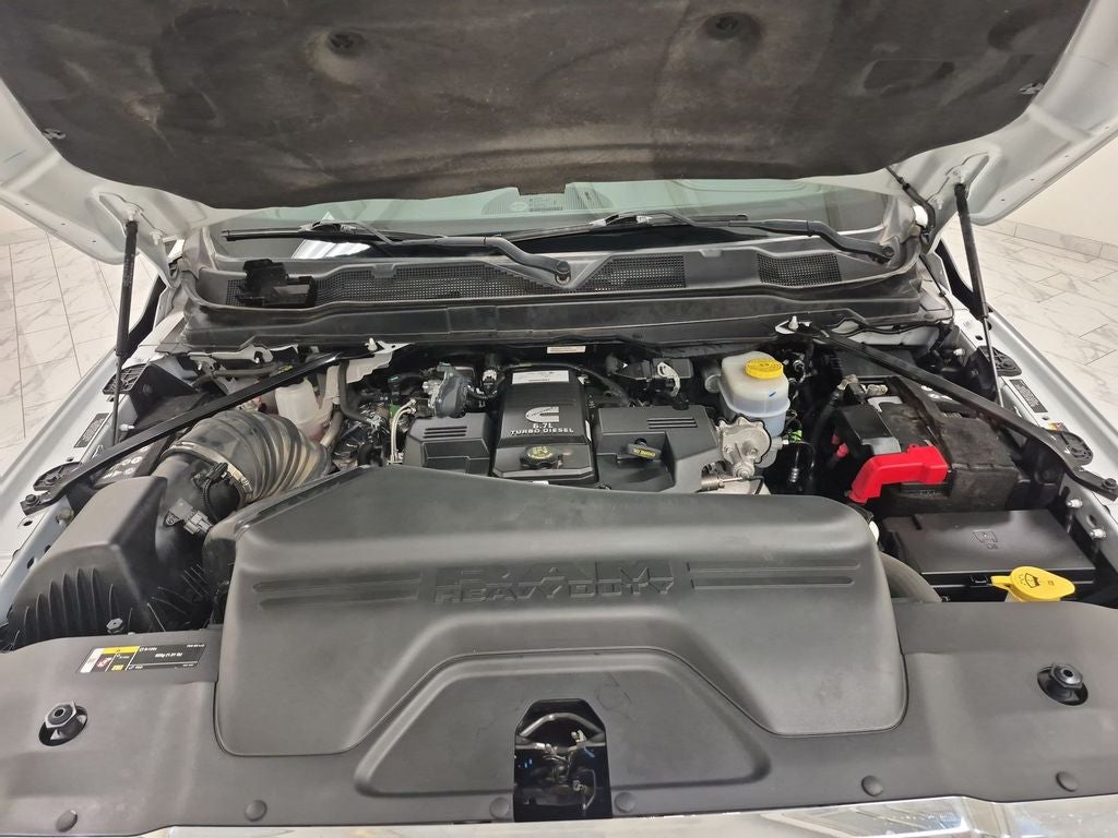 2024 RAM 2500 Laramie Crew Cab 4x4 6'4' Box