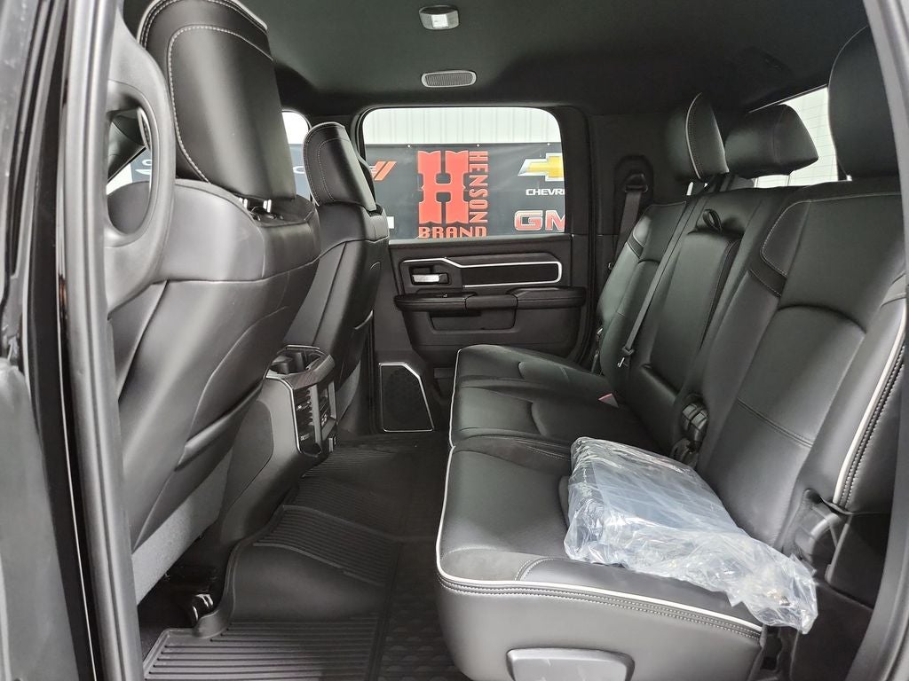 2025 RAM Ram 2500 RAM 2500 LARAMIE MEGA CAB 4X4 6'4' BOX