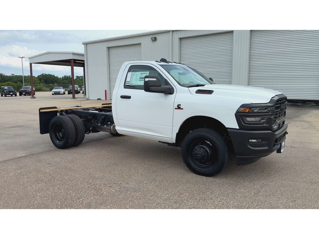 2026 RAM Ram 3500 Chassis Cab RAM 3500 TRADESMAN CHASSIS REGULAR CAB 4X4 60' CA