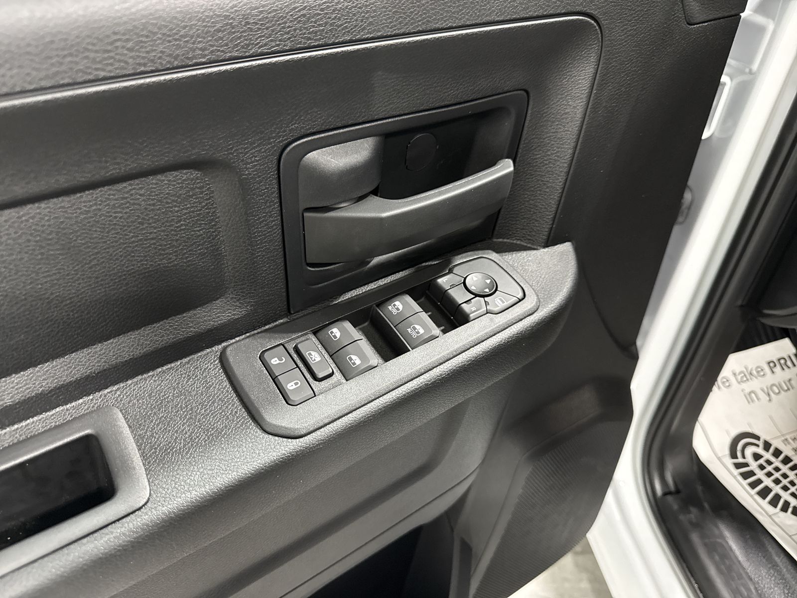 2027 RAM Ram 3500 Chassis Cab Tradesman