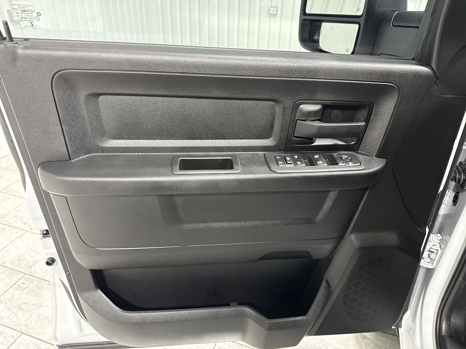 2027 RAM Ram 3500 Chassis Cab Tradesman