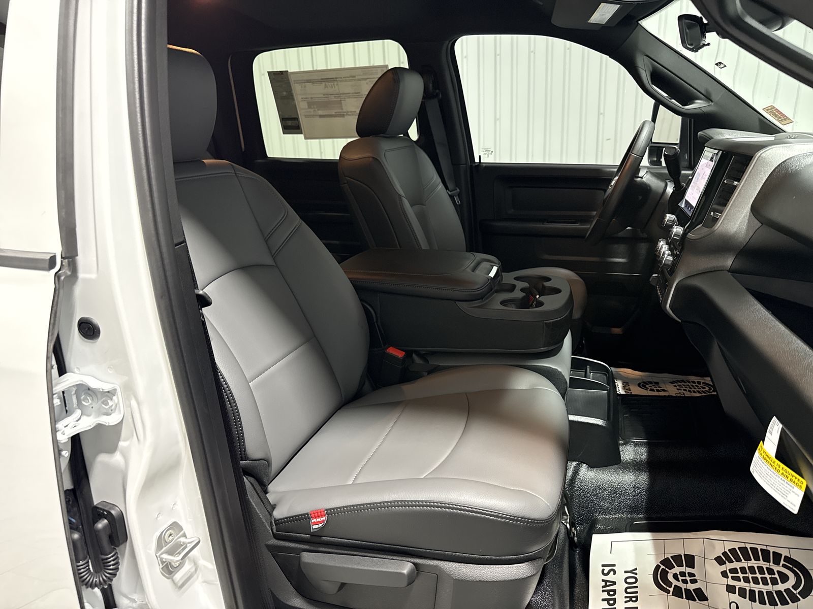 2027 RAM Ram 3500 Chassis Cab Tradesman