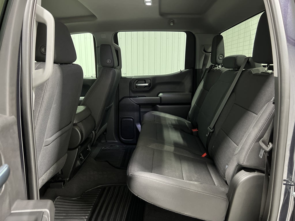 2023 Chevrolet Silverado Custom