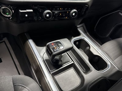 2023 Chevrolet Silverado 1500 4WD Crew Cab Standard Bed LT Trail Boss