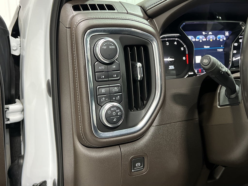 2021 GMC Sierra 1500 4WD Crew Cab Short Box Denali