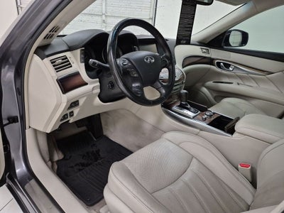 2015 INFINITI Q70L 5.6 (A7)