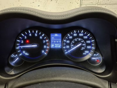 2015 INFINITI Q70L 5.6 (A7)