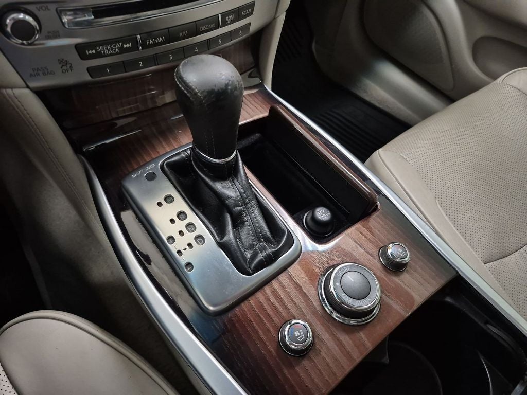 2015 INFINITI Q70L 5.6 (A7)