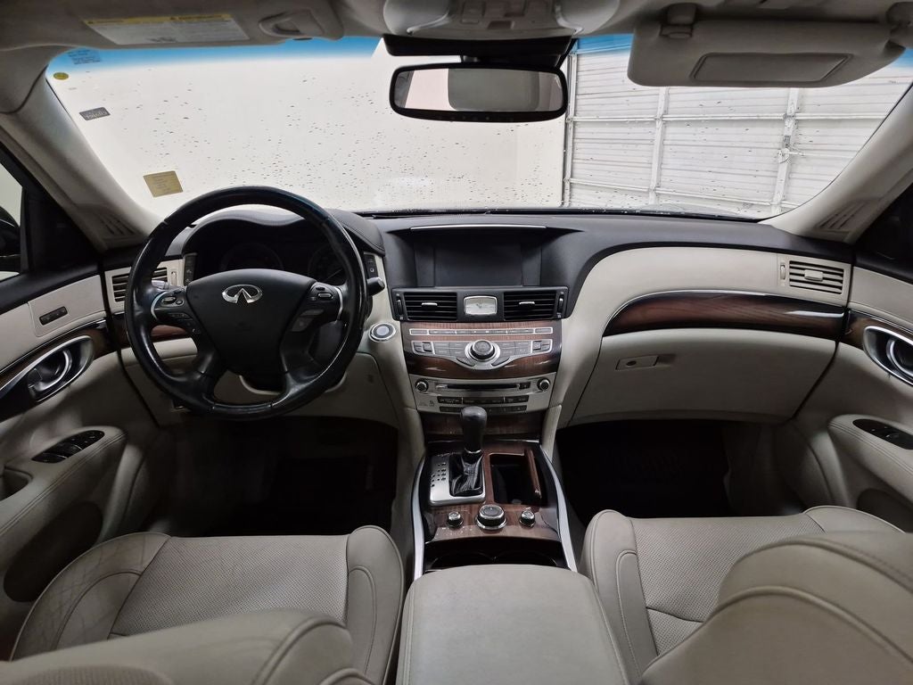 2015 INFINITI Q70L 5.6 (A7)