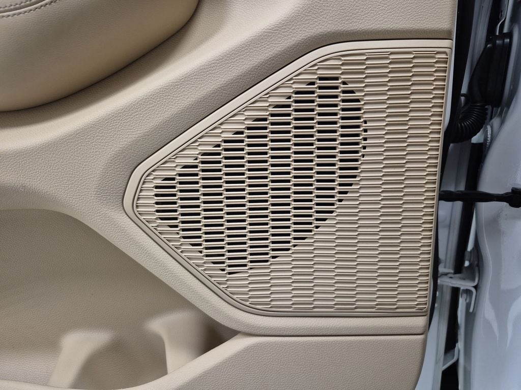 2023 Jeep Grand Cherokee Limited 4x2