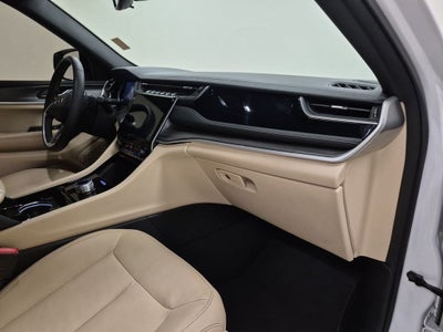 2023 Jeep Grand Cherokee Limited 4x2