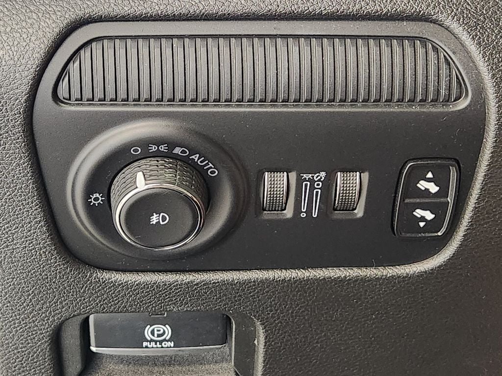 2022 Jeep Wagoneer Series II 4x2