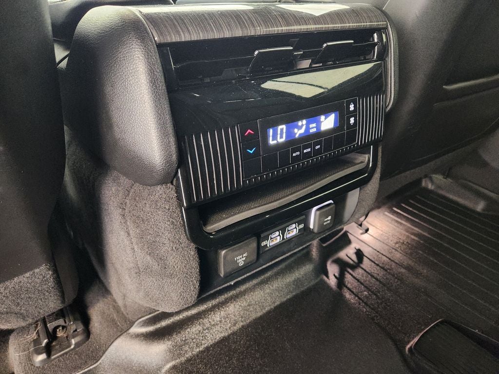 2022 Jeep Wagoneer Series II 4x2