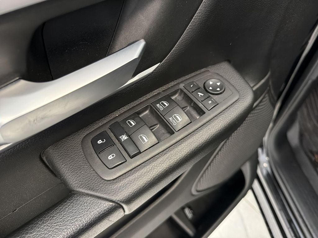 2022 RAM 1500 Lone Star Crew Cab 4x2 6'4" Box