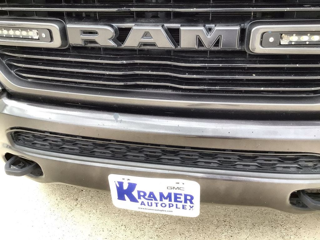 2019 RAM 1500 Laramie Crew Cab 4x4 5'7" Box