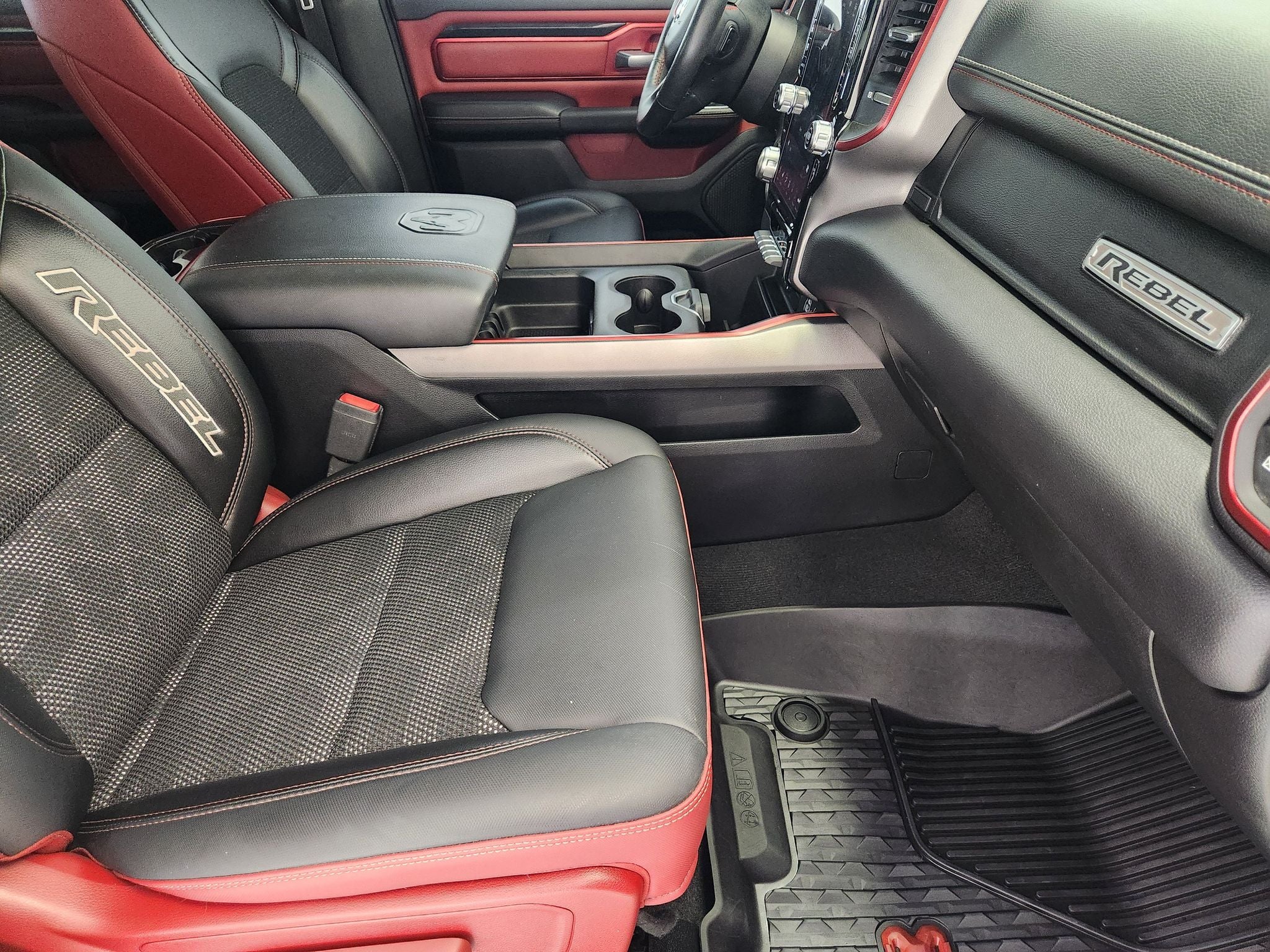 2019 RAM 1500 Rebel Crew Cab 4x4 5'7" Box