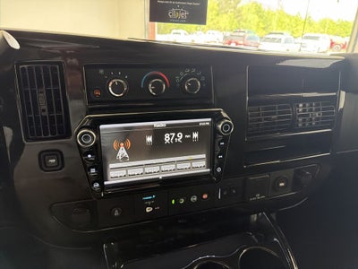 2021 Chevrolet Express Passenger 2500 1LS