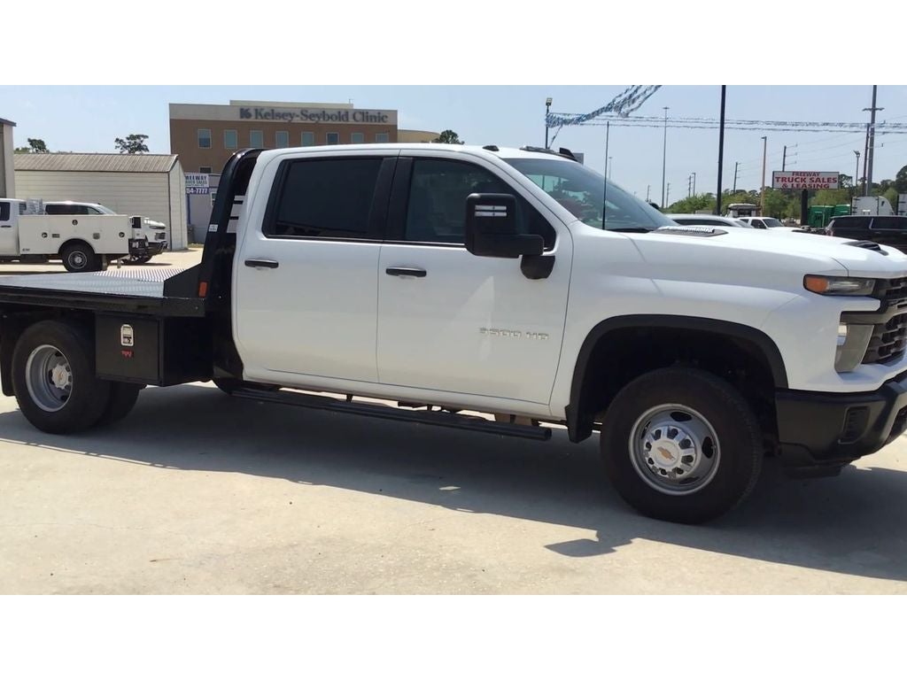 2025 Chevrolet Silverado 3500 HD WT DRW