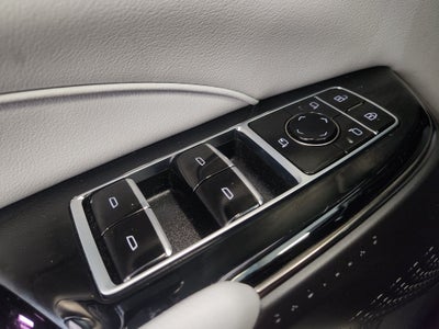 2024 Cadillac LYRIQ Luxury 1