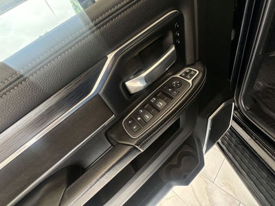 2024 RAM 2500 Laramie Crew Cab 4x4 6'4" Box