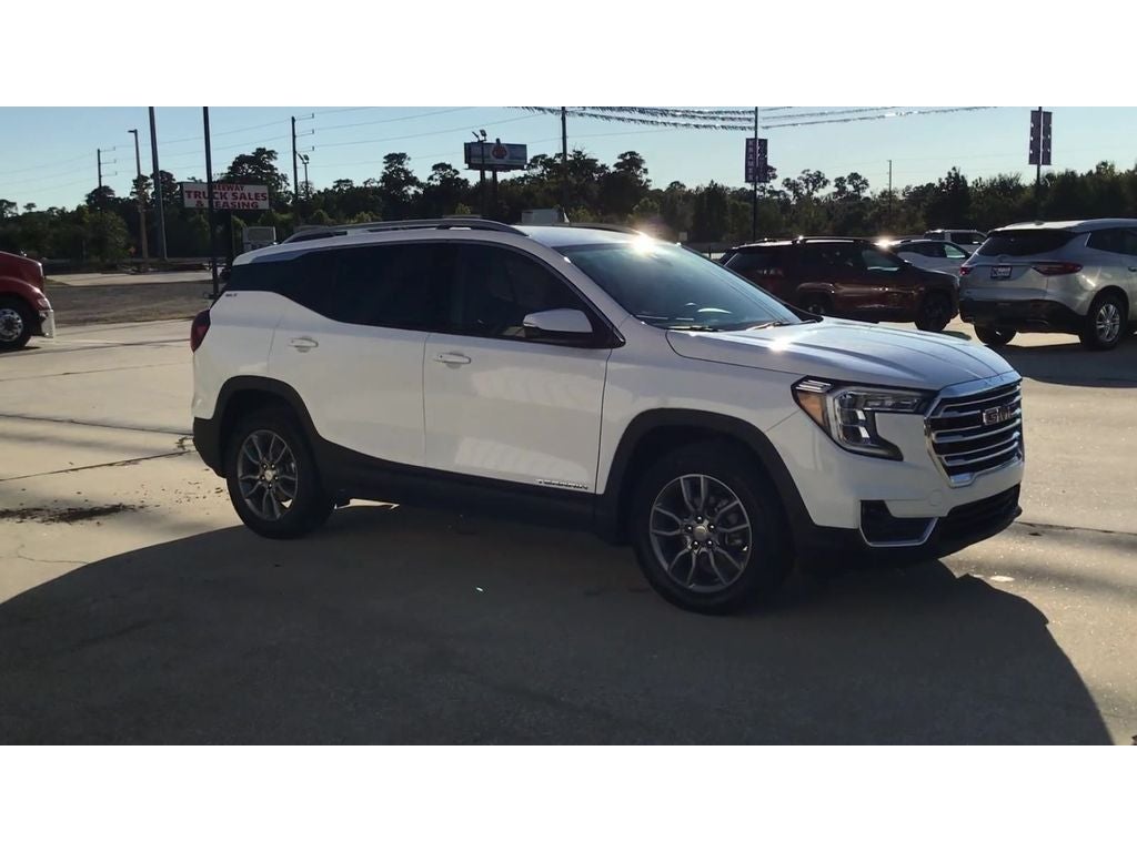2024 GMC Terrain SLT