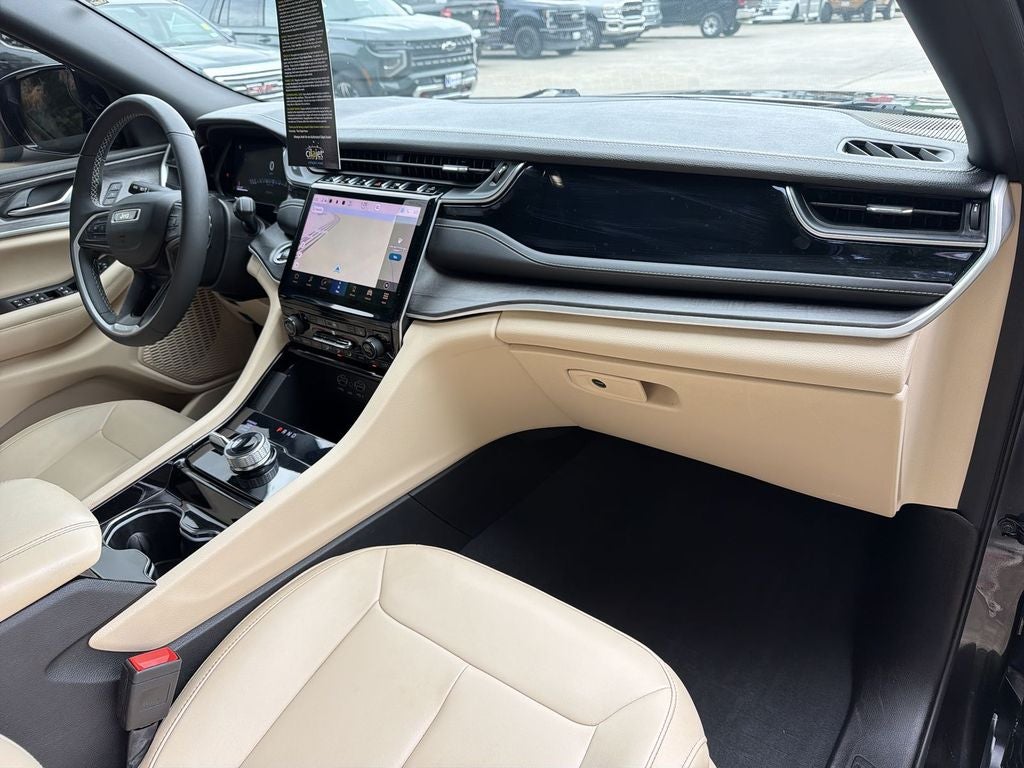 2023 Jeep Grand Cherokee L Limited 4x4