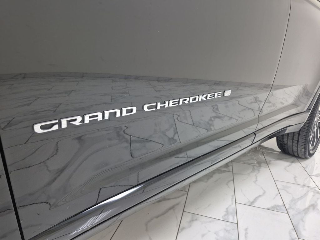 2022 Jeep Grand Cherokee L Overland 4x4
