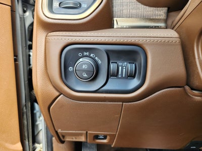 2023 RAM 3500 Limited Longhorn Crew Cab 4x4 8' Box