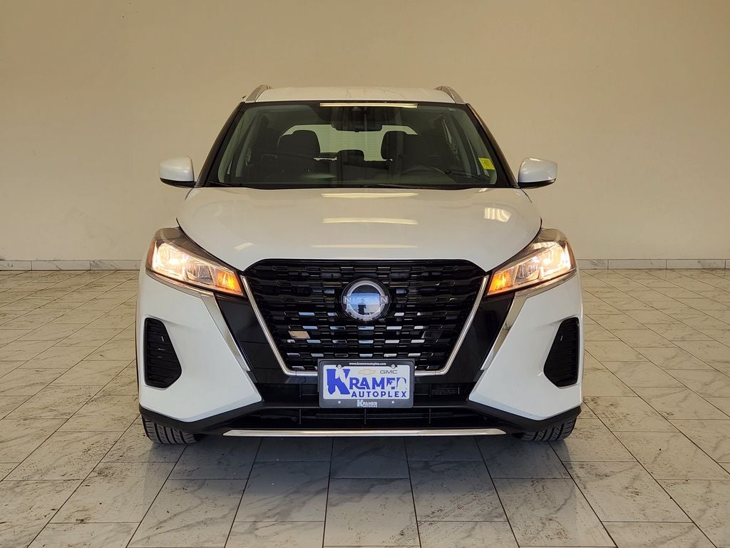 2023 Nissan Kicks SV Xtronic CVT